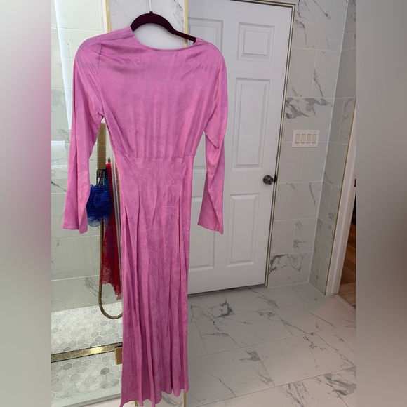 Zara Dresses & Skirts - Elegant Pink Long Sleeve Dress